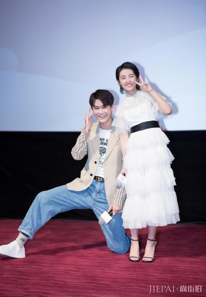 ���ӷ㴩ţ�п�����ߺ�̺����Ů��ʮ�㣡